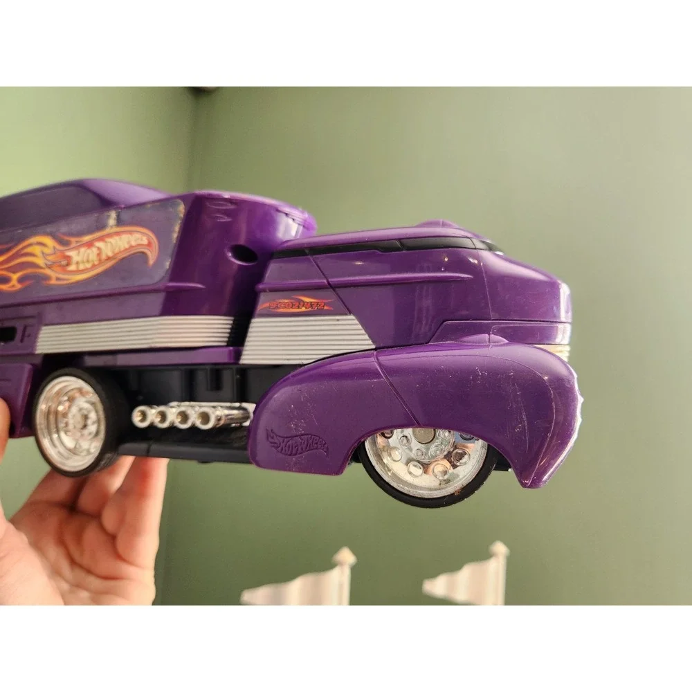 Hot Wheels 2002 Purple Big Rig Car Carrier Semi Truck Mattel Transporter 19
